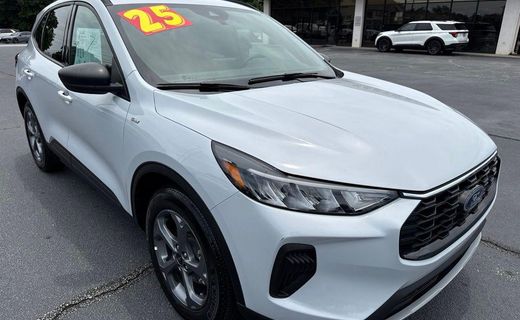 2025 Ford Escape ST Line