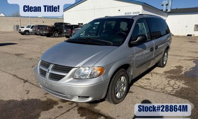 2005 Dodge Caravan grand Base C V