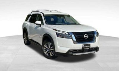 2026 Nissan Pathfinder SV