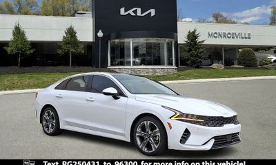 2024 Kia K5 EX