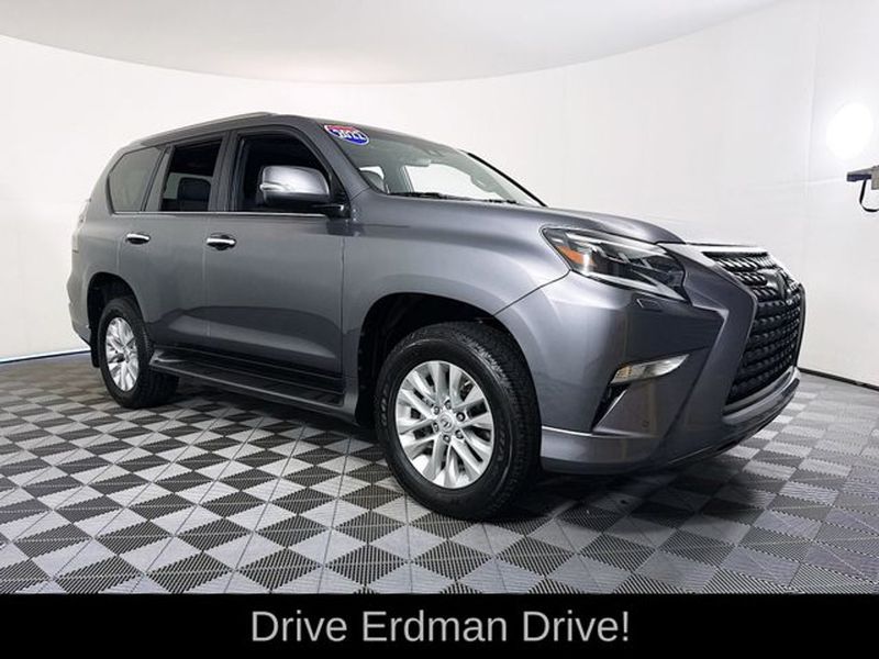 2022 Lexus GX — a typically priced live listing