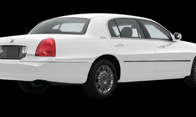 2007 Lincoln Town CAR Signature