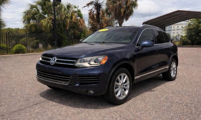 2014 Volkswagen Touareg V6 FSI TDI