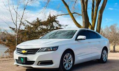 2016 Chevrolet Impala LT 2LT