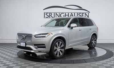 2023 Volvo XC90 Ultimate Bright