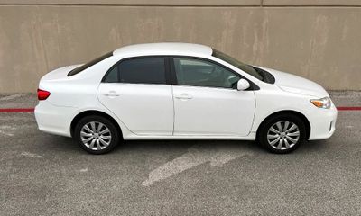 2013 Toyota Corolla LE