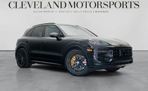 2025 Porsche Cayenne GTS