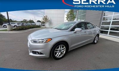 2013 Ford Fusion SE