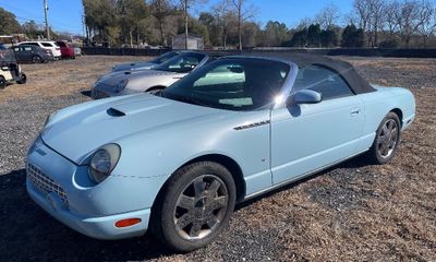 2003 Ford Thunderbird
