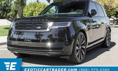 2026 Land Rover Range SV
