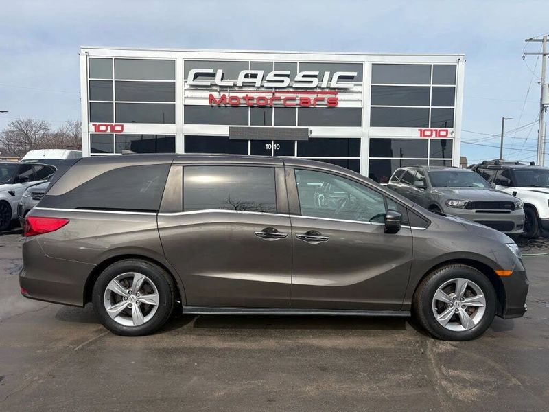2018 Honda Odyssey — a typically priced live listing