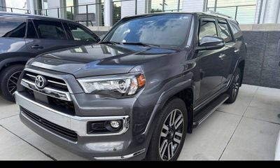 2022 Toyota 4RUNNER Limited