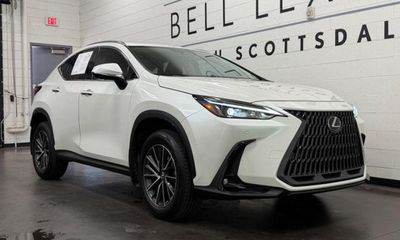 2024 Lexus NX 350H Premium