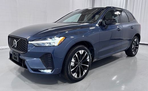 2026 Volvo XC60 Plus Dark