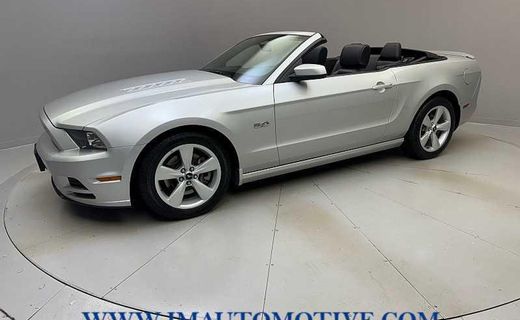 2013 Ford Mustang GT Convertible