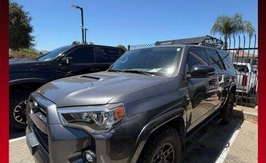 2021 Toyota 4RUNNER Venture