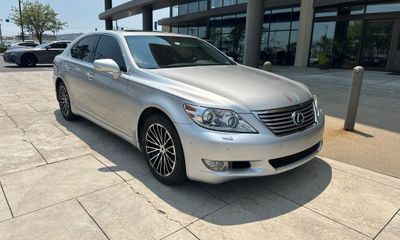 2011 Lexus LS 460