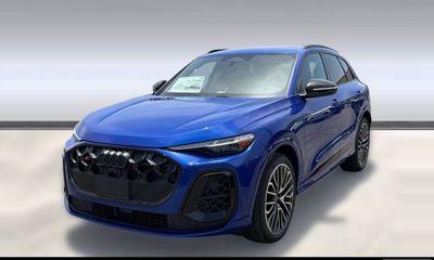 2026 Audi SQ5 Quattro Premium Plus