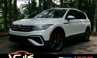 2023 Volkswagen Tiguan SE