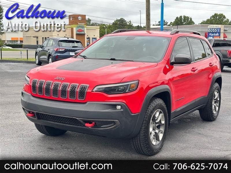 2019 Jeep Cherokee — a typically priced live listing