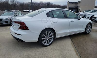2021 Volvo S60 Momentum