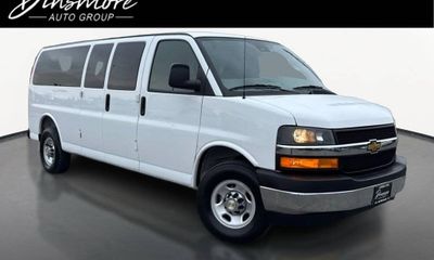 2025 Chevrolet Express LT EXT