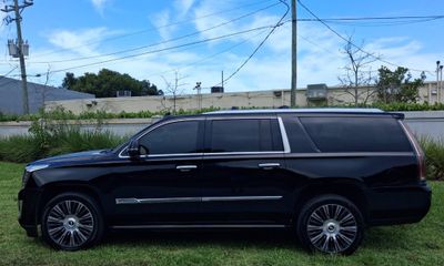 2015 Cadillac Escalade ESV Premium