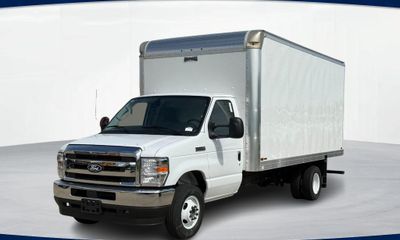 2027 Ford E-450 Base