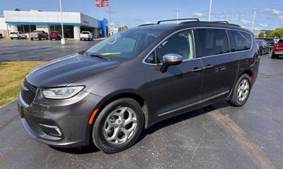 2023 Chrysler Pacifica Limited