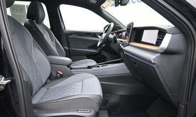 2025 Volkswagen Tiguan 4Motion SEL R