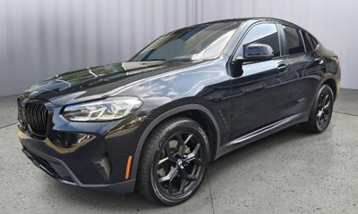2022 BMW X4 xDrive30i