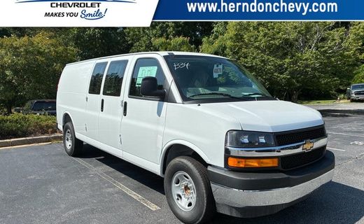 2025 Chevrolet Express 2500