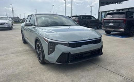 2026 Kia K4