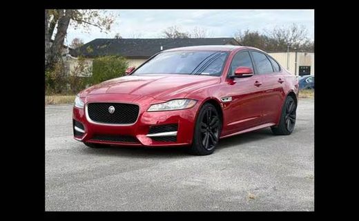 2017 Jaguar XF