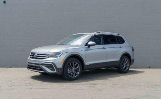 2023 Volkswagen Tiguan 4MOTION SE
