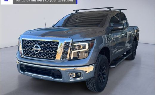 2017 Nissan Titan SV