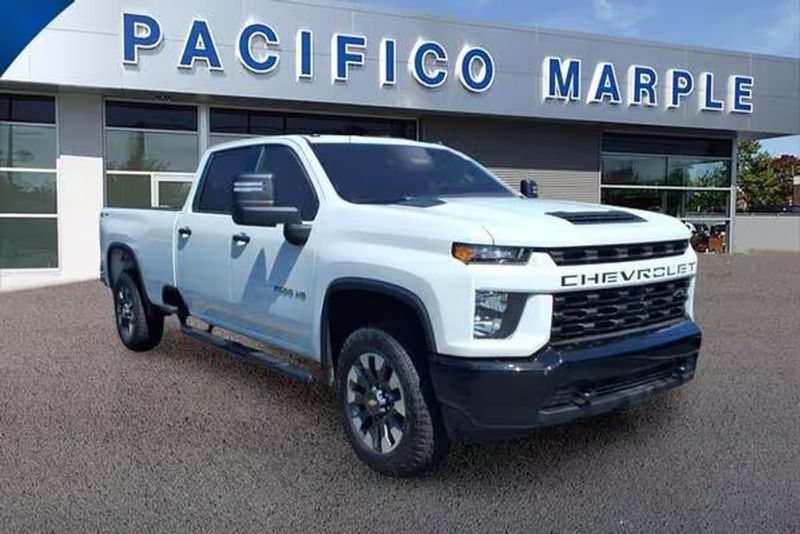 2021 Chevrolet Silverado 2500hd — a typically priced live listing