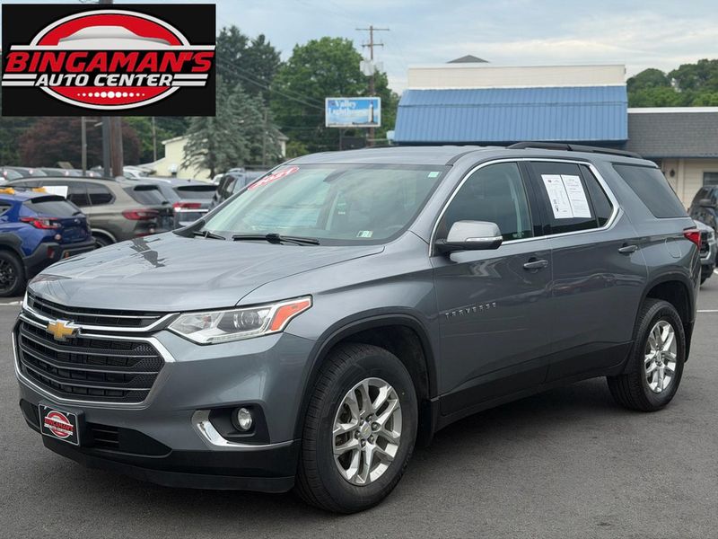 2021 Chevrolet Traverse — a typically priced live listing