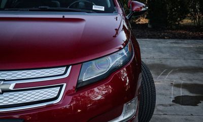 2013 Chevrolet Volt Premium