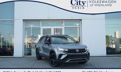 2023 Volkswagen Taos 4Motion SE