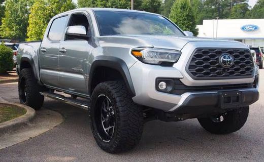 2022 Toyota Tacoma SR5