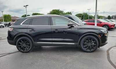 2023 Lincoln Nautilus Reserve