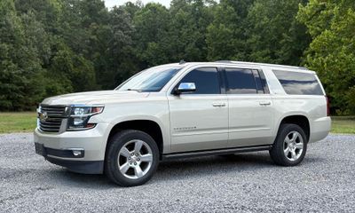 2015 Chevrolet Suburban LTZ