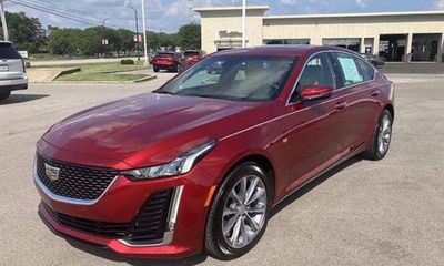 2022 Cadillac CT5 Premium Luxury
