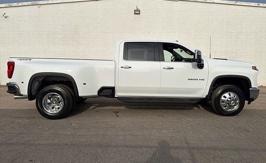 2026 Chevrolet Silverado HD LTZ