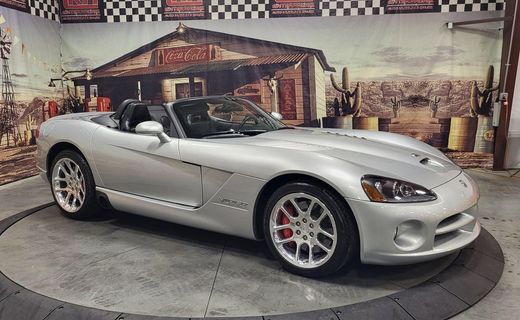 2005 Dodge Viper