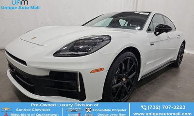 2025 Porsche Panamera 4 E Hybrid