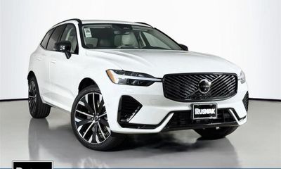 2026 Volvo XC60 Ultra Dark