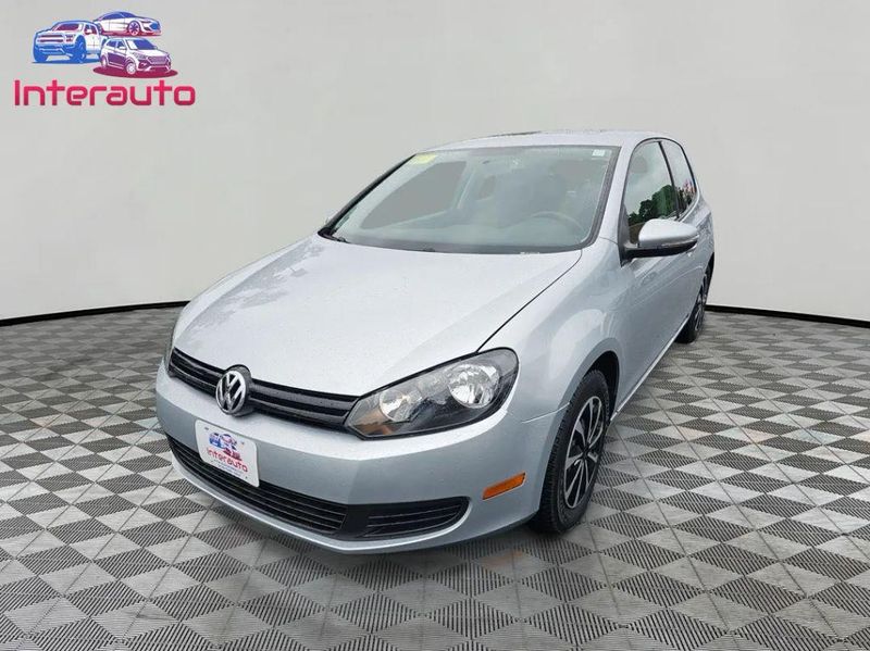 2011 Volkswagen Golf — a typically priced live listing
