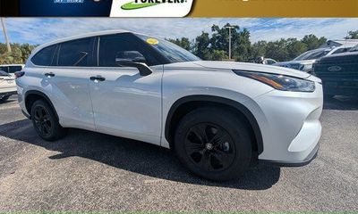 2024 Toyota Highlander XLE